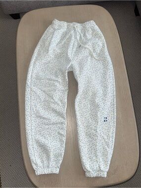 1987 luxury line sweatpants size medium